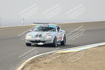 media/Jan-26-2025-CalClub SCCA (Sun) [[cfcea7df88]]/Group 4/Race/